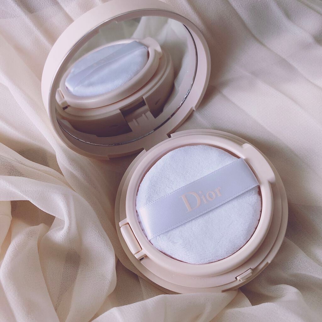 ディオールスキン フォーエヴァー クッション パウダー/Dior/ルースパウダーを使ったクチコミ(2枚目)