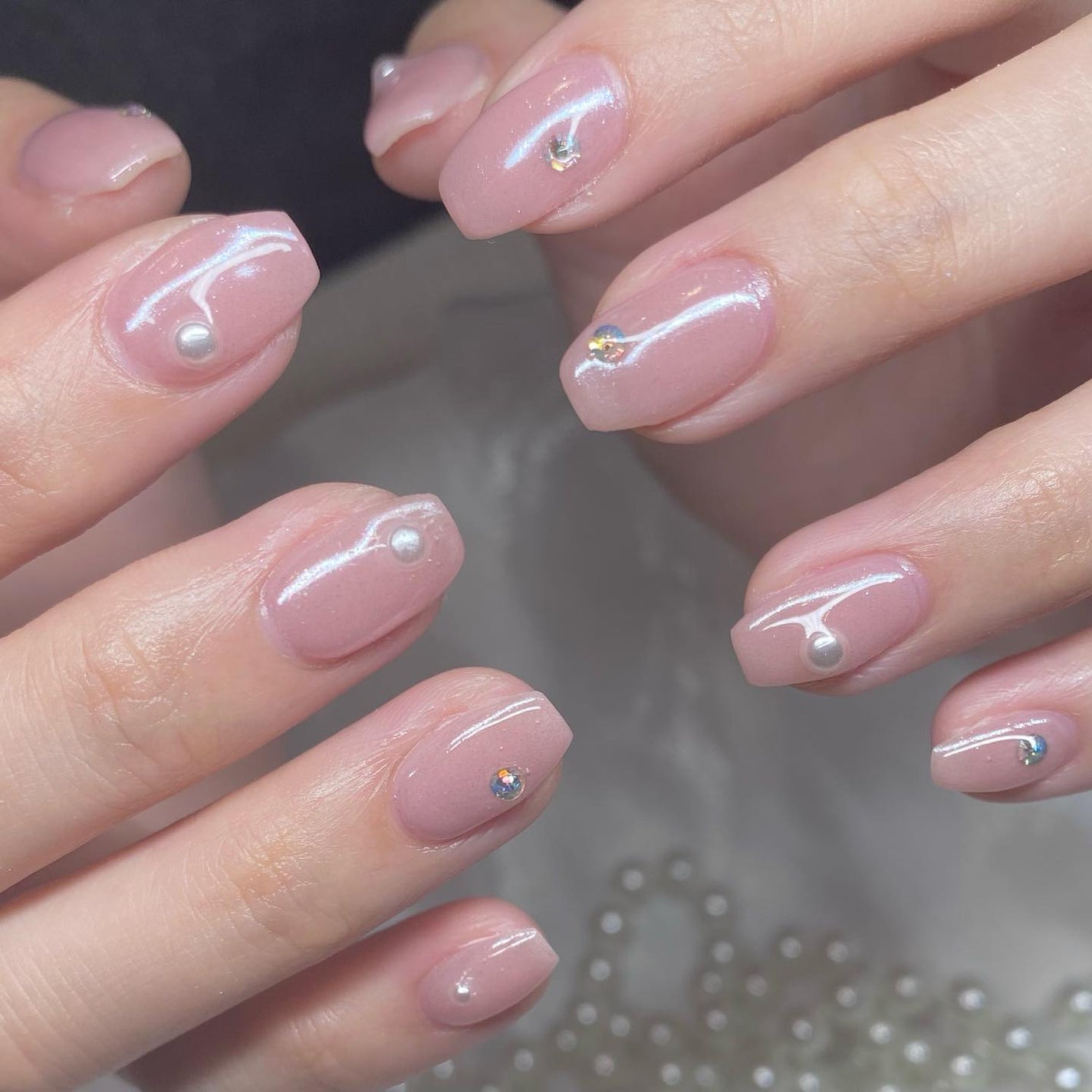 kanna on LIPS 「・・・𝒲𝒽𝒾𝓉𝑒𝓂𝒾𝓇𝓇𝑜𝓇×𝒫𝑒𝒶𝓇𝓁👼🤍前投稿と同じ大人..」(1枚目)