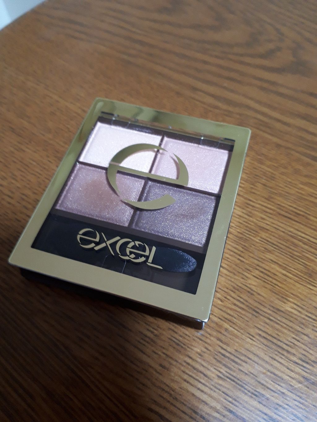 スキニーリッチシャドウ/excel/アイシャドウパレットを使ったクチコミ(1枚目)