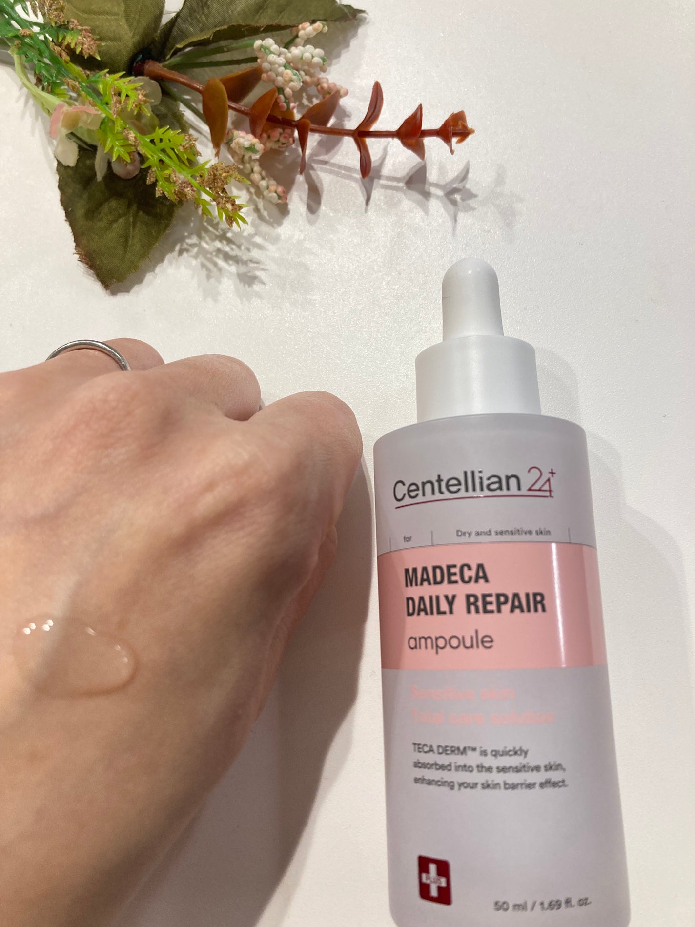 マデカデイリーリペアアンプル/センテリアン24/美容液を使ったクチコミ(7枚目)