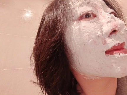 mcgroupakiko on LIPS 「日焼け止めを塗ってパラソルに入ってもプールサイドにいましたら何..」(8枚目)