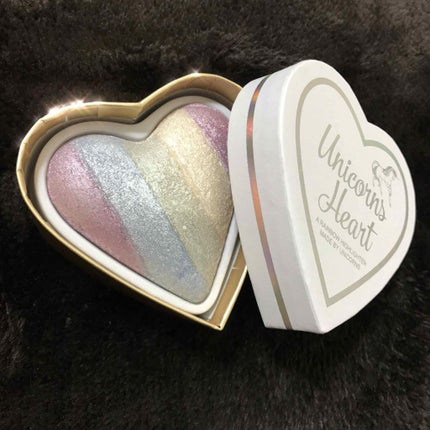 ハートハイライター ユニコーンハート/MAKEUP REVOLUTION/パウダーハイライトを使ったクチコミ(1枚目)