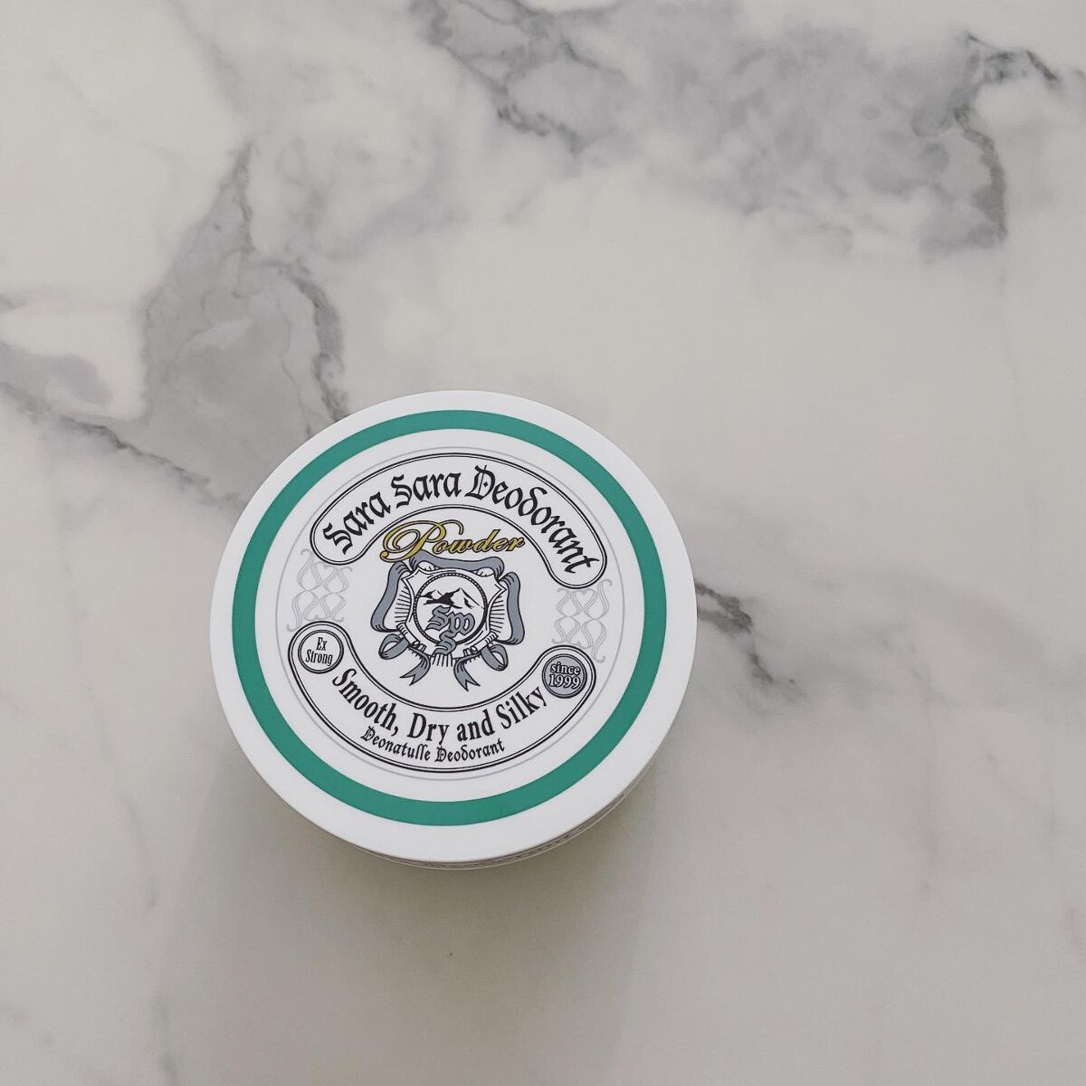 薬用さらさらデオドラントパウダー/デオナチュレ/デオドラント・制汗剤を使ったクチコミ(1枚目)