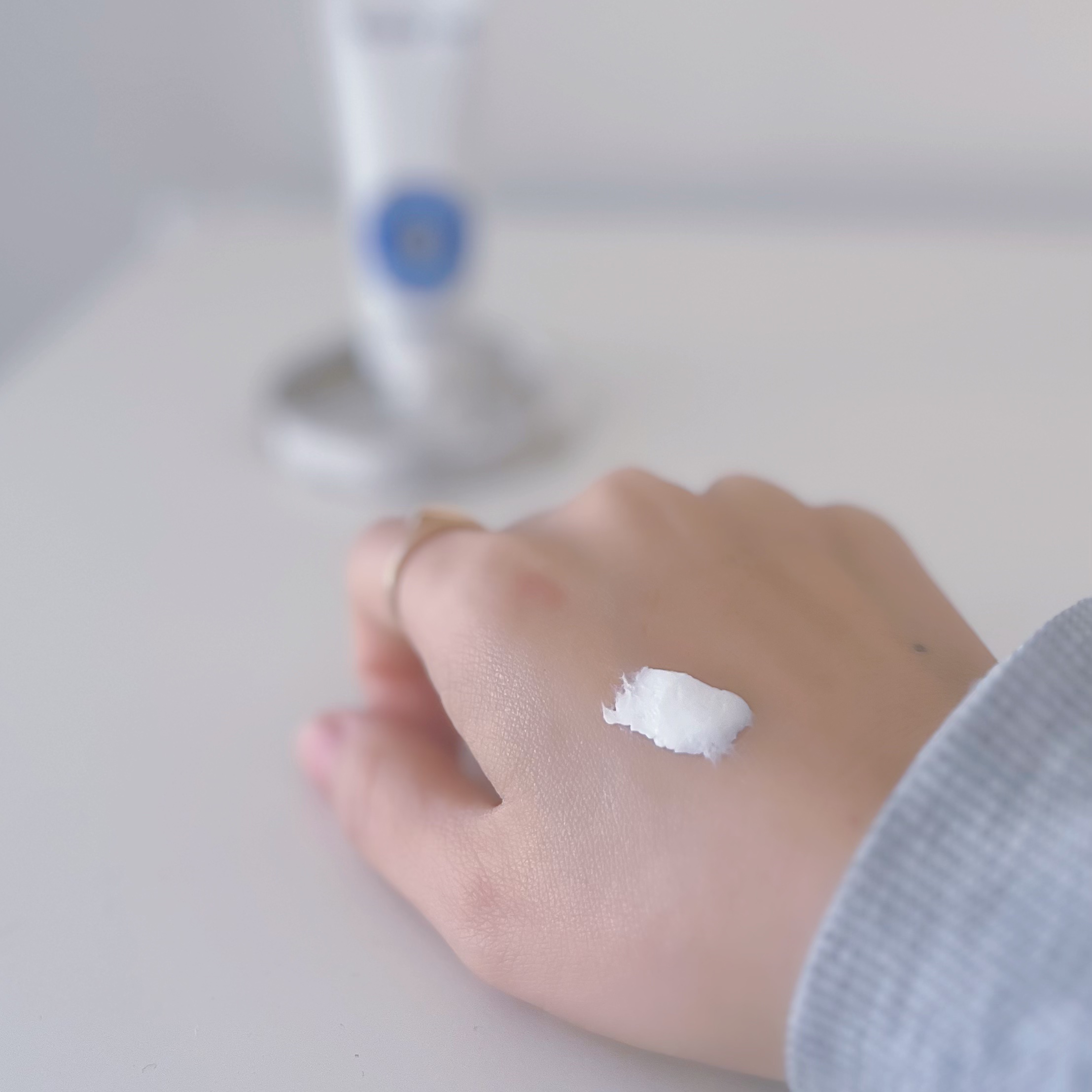 シア ハンドクリーム/L'OCCITANE/ハンドクリームを使ったクチコミ（2枚目）