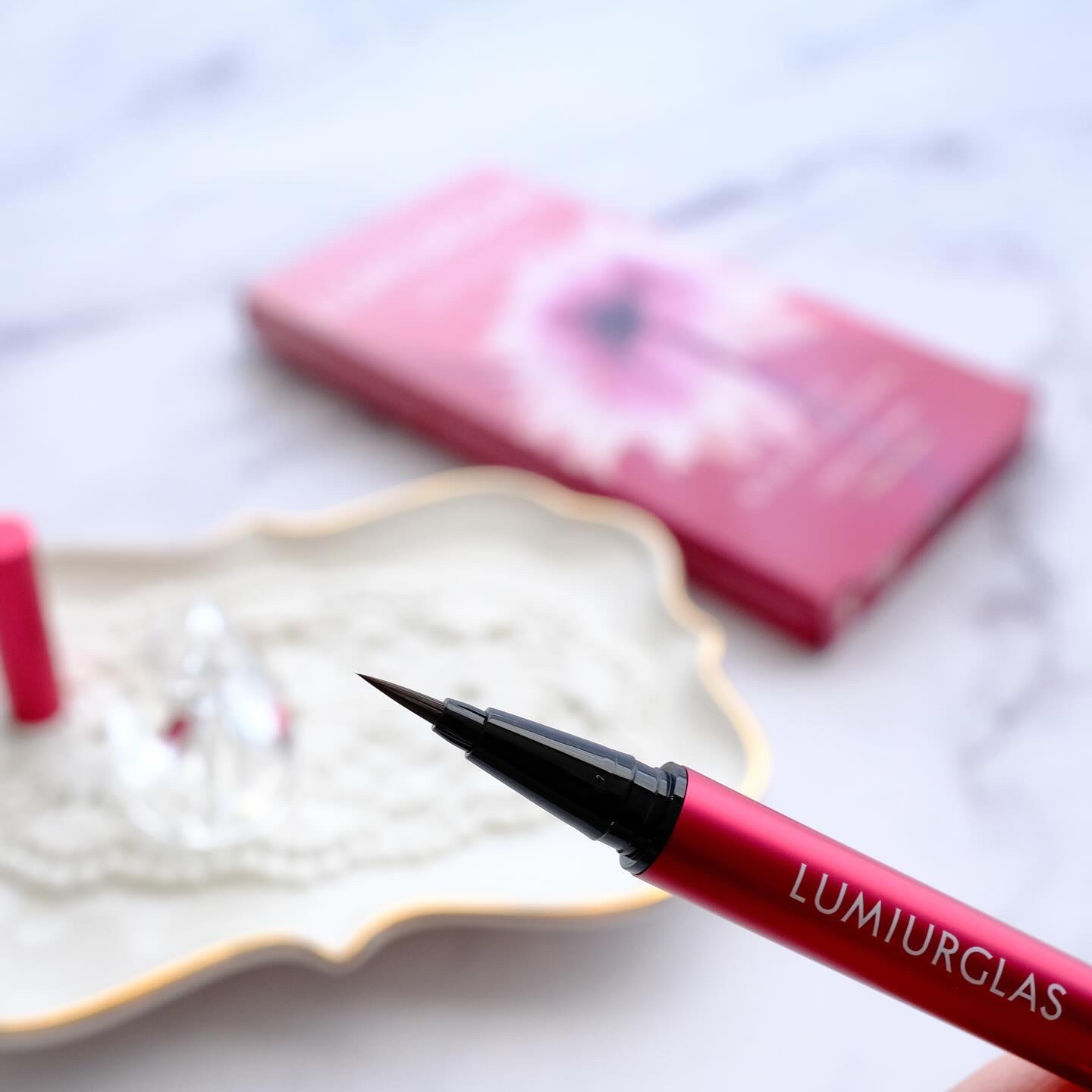 スキルレスライナー 06.ルージュバーガンディ(公式ECサイト・LIPSショッピング限定)/LUMIURGLAS/リキッドアイライナーを使ったクチコミ（2枚目）