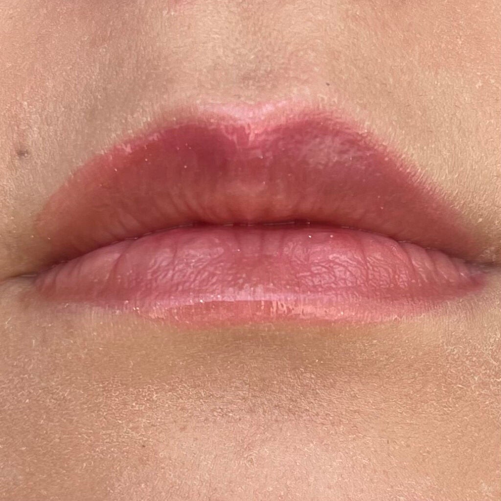 ナイトバカンスリップジェル/KATE/口紅を使ったクチコミ(5枚目)