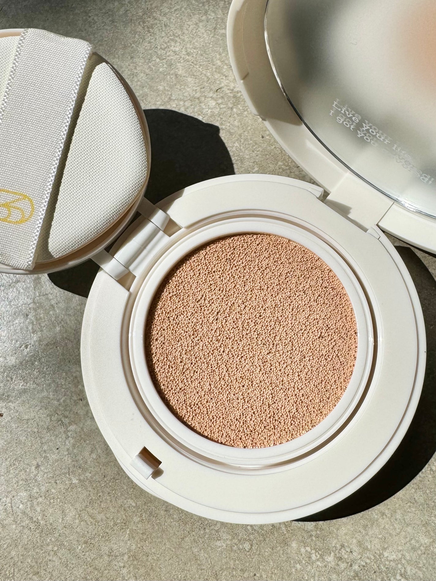 ヌーディステディクッション/SUREBASE/クッションファンデーションを使ったクチコミ(4枚目)