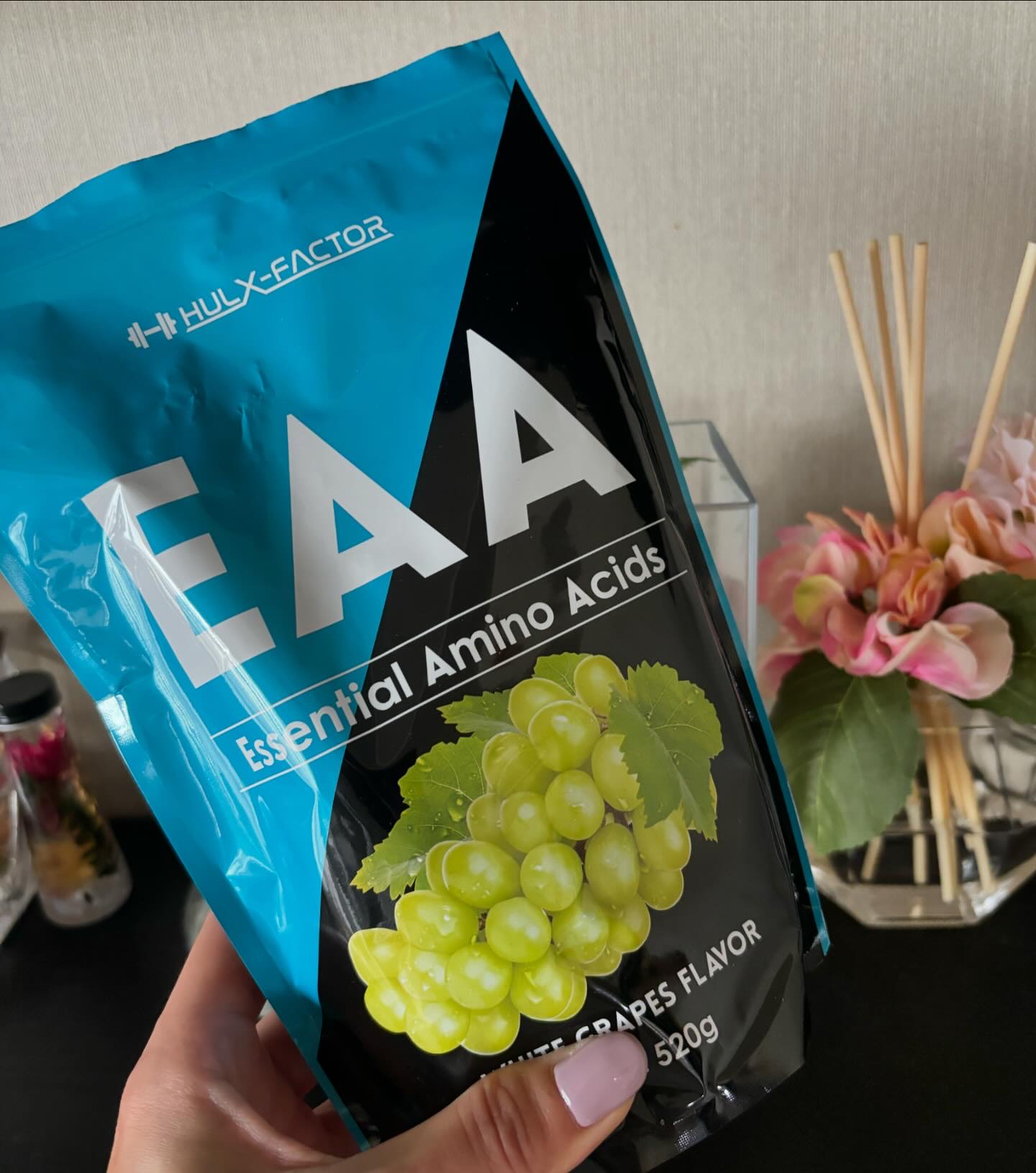 [送料無料]ハルクファクターEAA白ぶどう510g×2袋[バラ売り可] Amazon | EAA 白ぶどう風味 ハルクファクター オールインワン