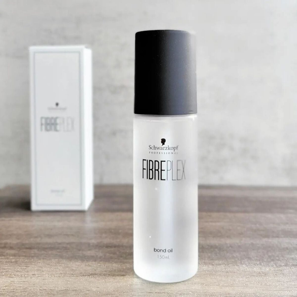 ファイバープレックス ボンドオイル/シュワルツコフ プロフェッショナル/ヘアオイルを使ったクチコミ(1枚目)