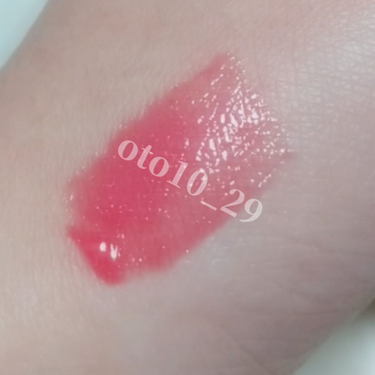 38°C / 99°F リップトリートメント (リップ美容液)/UZU BY FLOWFUSHI/リップケアを使ったクチコミ(2枚目)