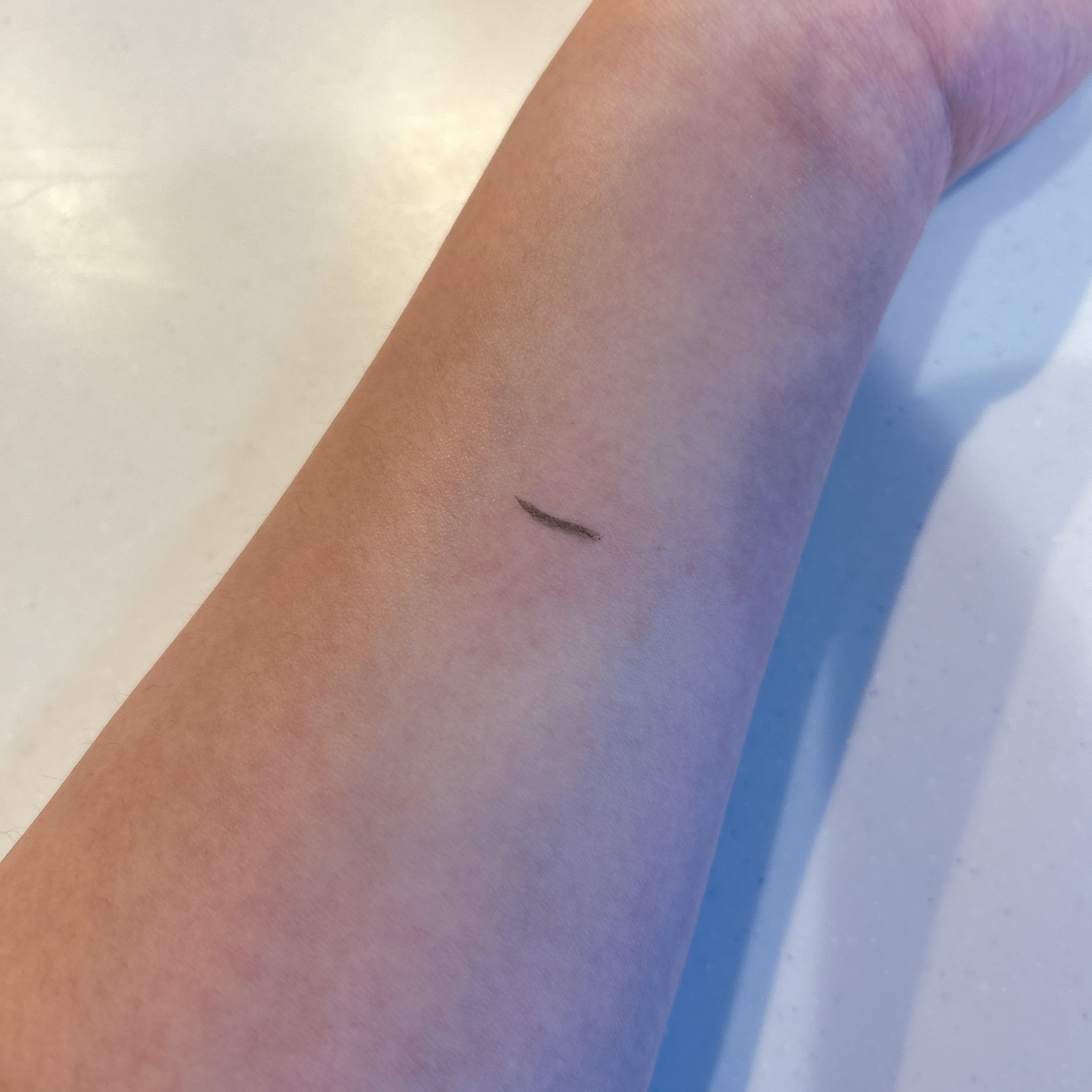 シルキーリキッドアイライナーWP/D-UP/リキッドアイライナーを使ったクチコミ（3枚目）