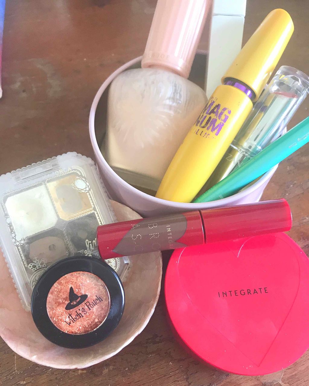 ボリューム エクスプレス マグナム ウォータープルーフ N/MAYBELLINE NEW YORK/マスカラを使ったクチコミ（2枚目）