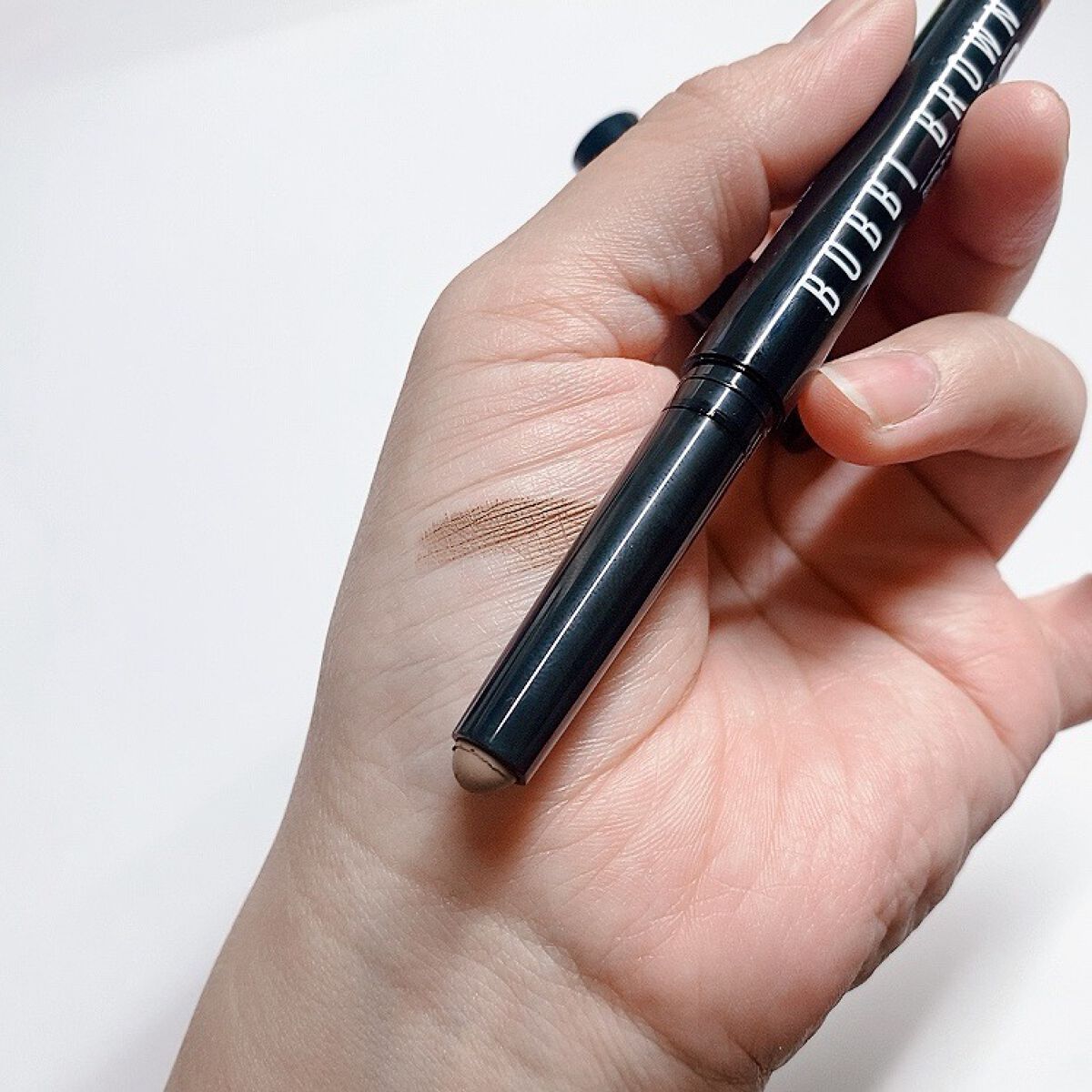 ロングウェア クリーム シャドウ スティック 22 トープ/BOBBI BROWN/スティックアイシャドウを使ったクチコミ（3枚目）