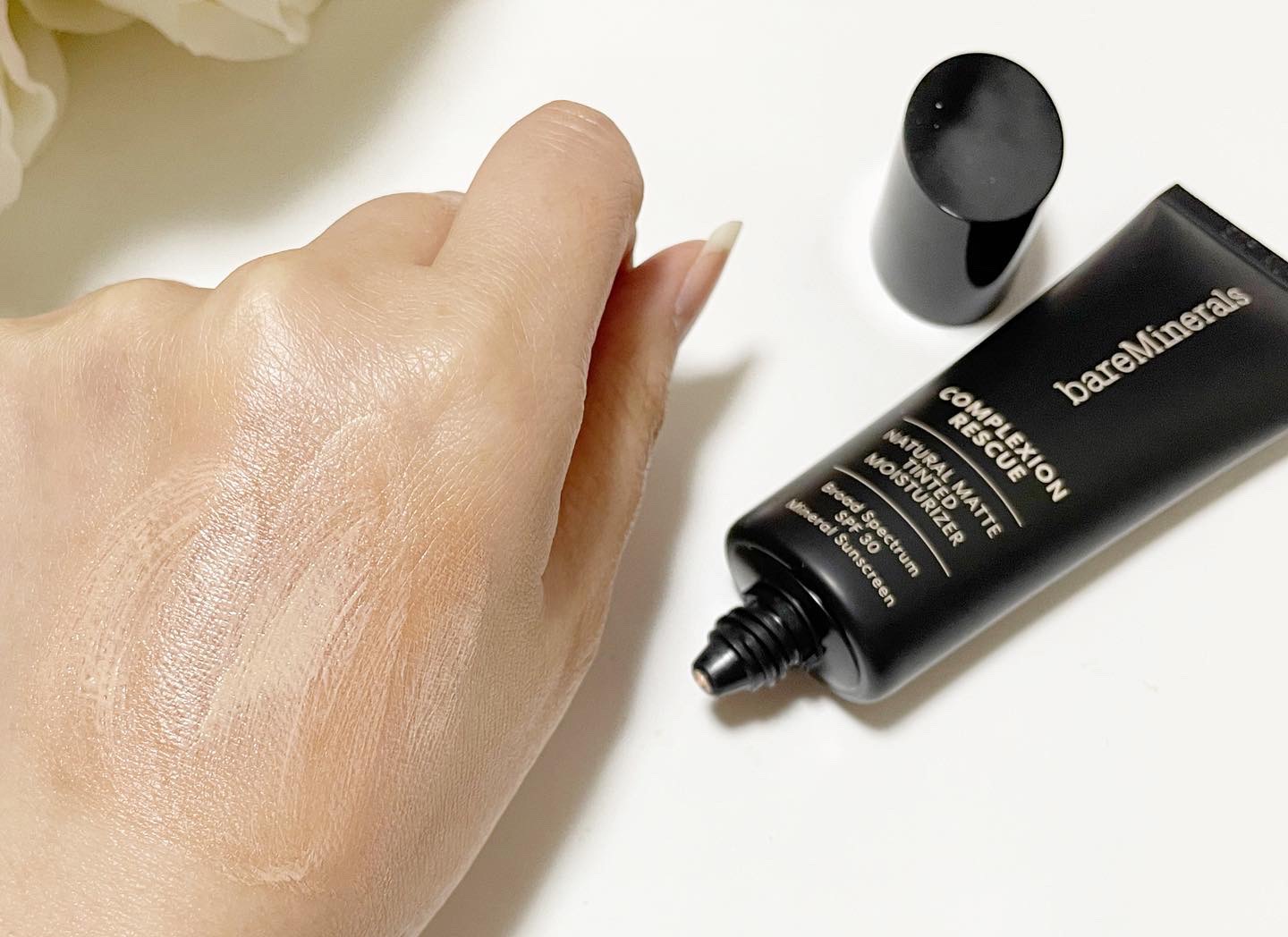 CR ナチュラル マット モイスチャライザー カシュ― 3.5/bareMinerals/クリーム・エマルジョンファンデーションを使ったクチコミ（3枚目）