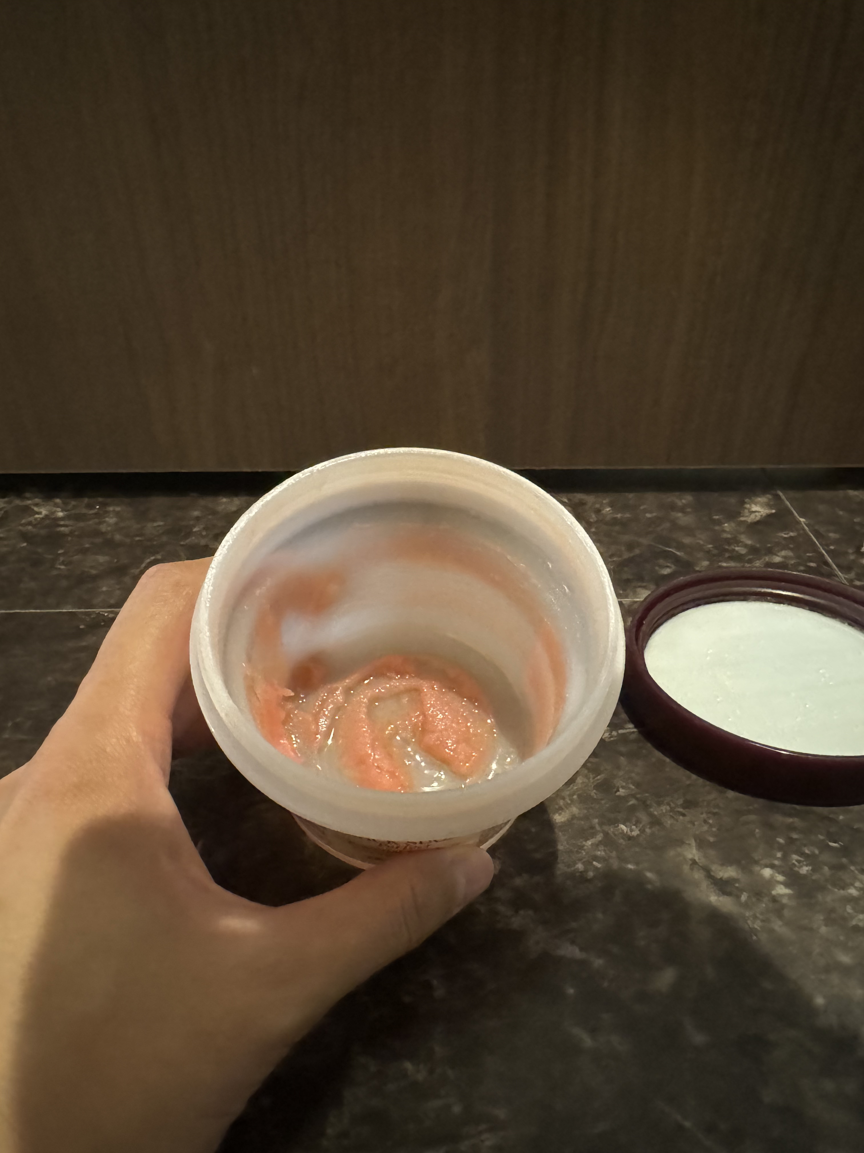 ブラックシュガー パーフェクトエッセンシャルスクラブ 2X チェリーブロッサム/SKINFOOD/洗い流すパック・マスクを使ったクチコミ（2枚目）