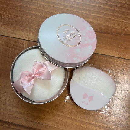 すっぴんパウダーC ミルキーブロッサムの香り/クラブ/プレストパウダーを使ったクチコミ(4枚目)