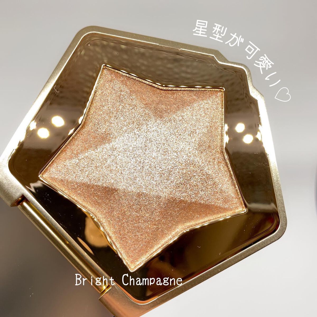 スターダストダイヤモンドハイライトパウダー/PERFECT DIARY/パウダーハイライトを使ったクチコミ（2枚目）