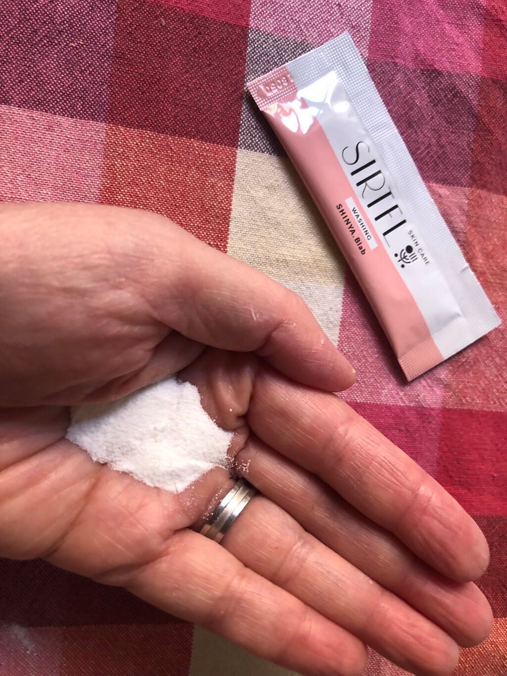 ブライト酵素洗顔パウダー/SIRTFL/洗顔パウダーを使ったクチコミ(3枚目)