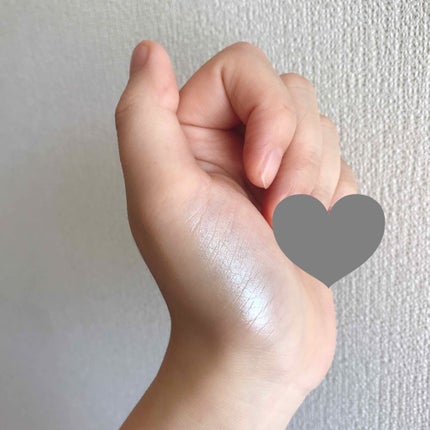 ダイヤモンドライト ハイライター ブラシ/Too Faced/メイクブラシを使ったクチコミ(2枚目)