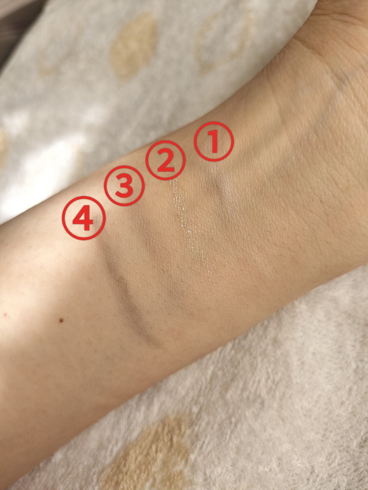 ソフトブラーリングアイパレット/wakemake/アイシャドウパレットを使ったクチコミ（3枚目）