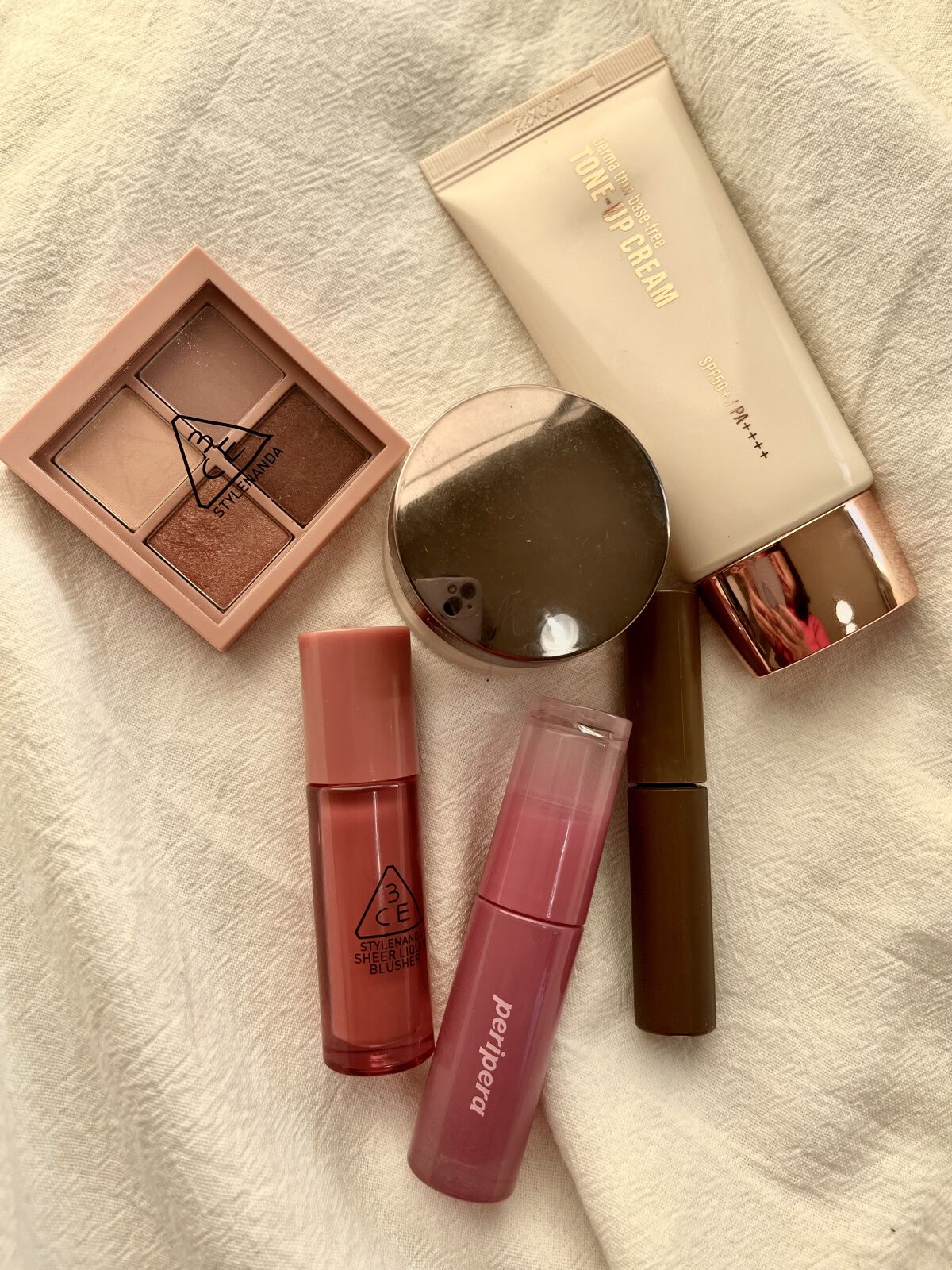 3CE ミニ マルチアイカラーパレット/3CE/アイシャドウパレットを使ったクチコミ（1枚目）