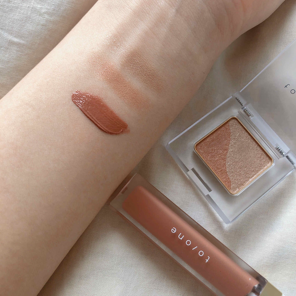 トーン ペタル エッセンス カラー バター/to/one/リップグロスを使ったクチコミ（3枚目）