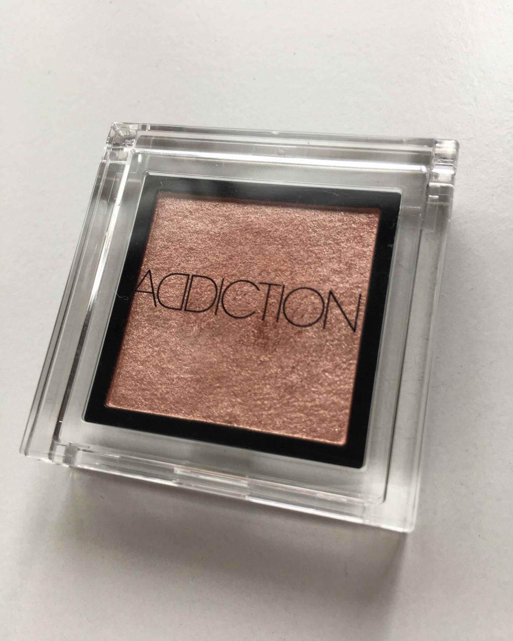 アディクション ザ アイシャドウ 31 Tiny Shell (P) /ADDICTION/単色アイシャドウを使ったクチコミ（1枚目）