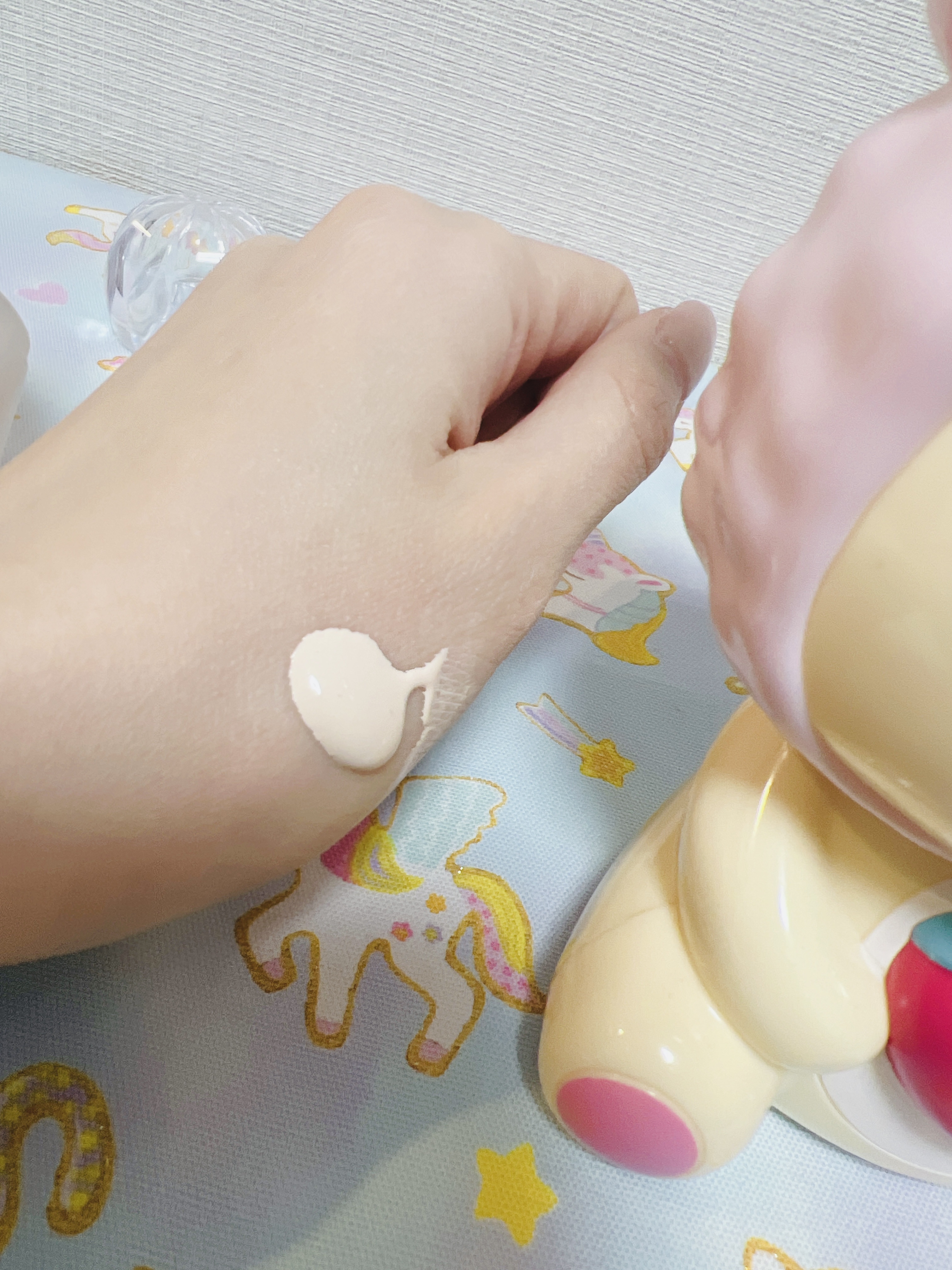 ジルスチュアート ブライト&スムース セラムプライマー/JILL STUART/化粧下地を使ったクチコミ（2枚目）