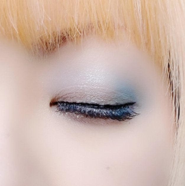 ソフトブラーリングアイパレット/wakemake/アイシャドウパレットを使ったクチコミ(4枚目)