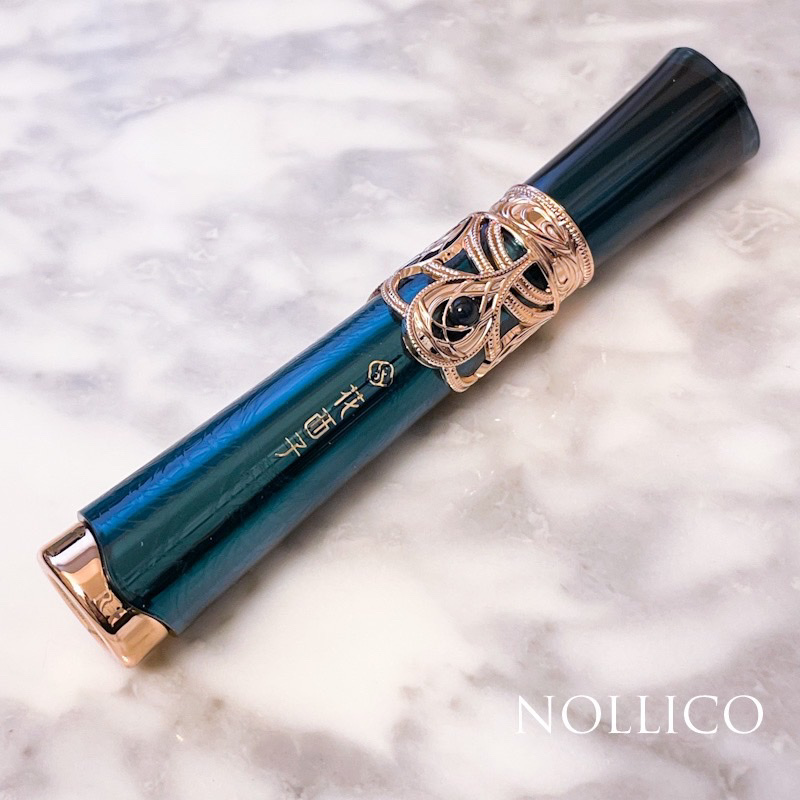 花染雲紗 リップグロス /花西子/リップグロスを使ったクチコミ（1枚目）