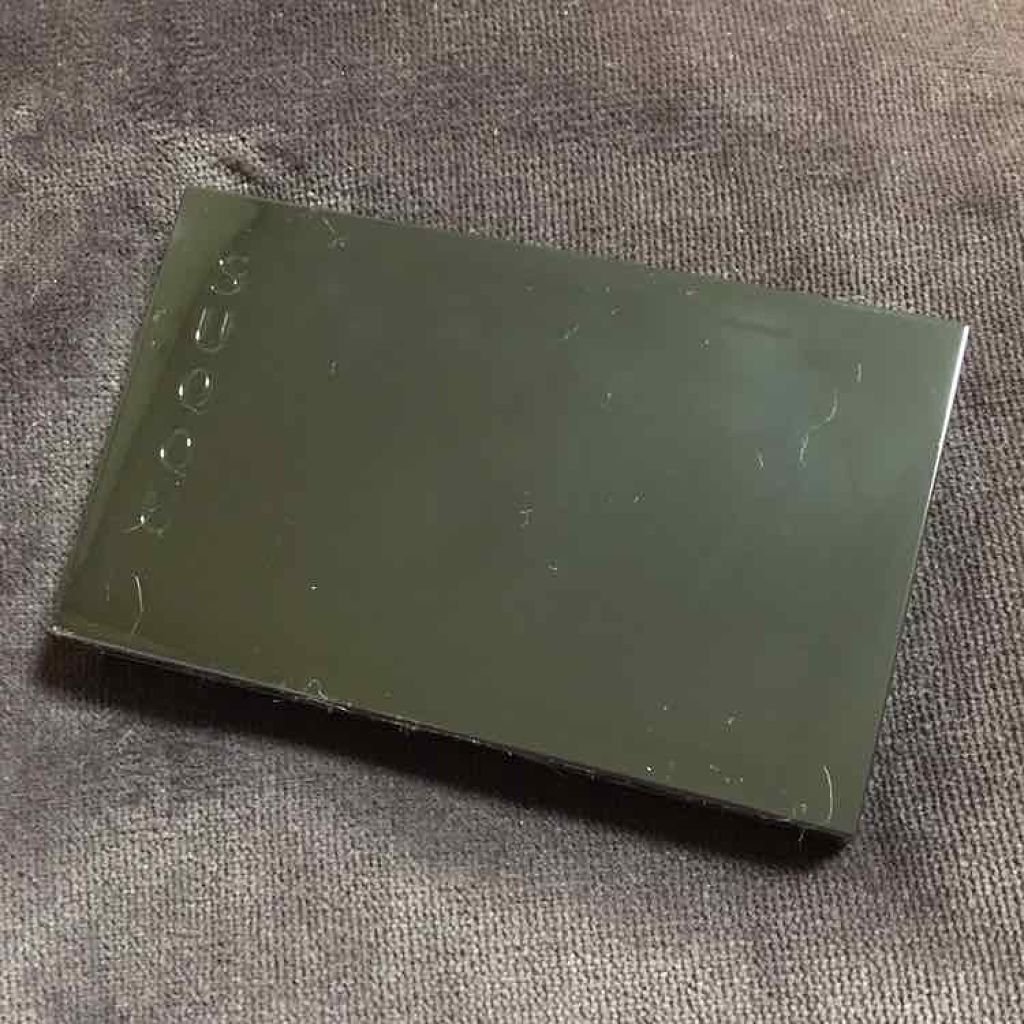 フレーム フィックス モイスチャライジング ソリッド ファンデーション/SUQQU/クリーム・エマルジョンファンデーションを使ったクチコミ（1枚目）