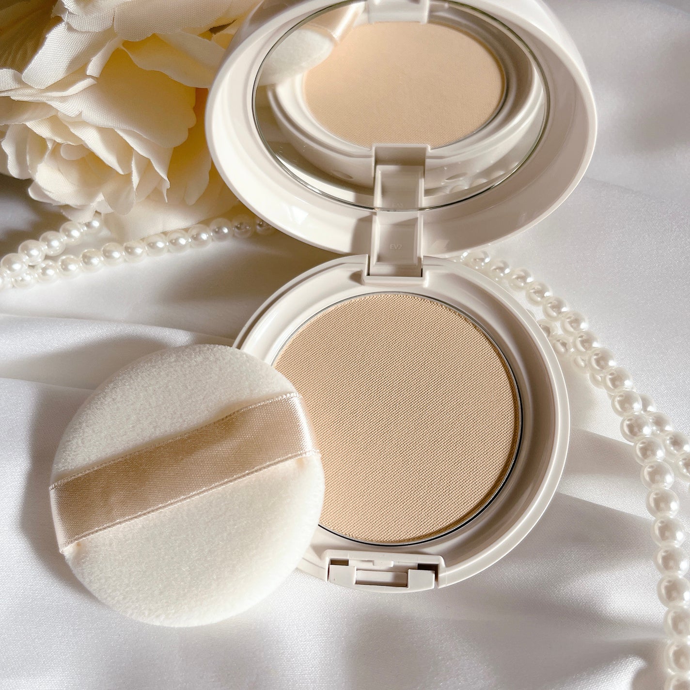 エッセンスパウダー /セラフォア/プレストパウダーを使ったクチコミ(2枚目)