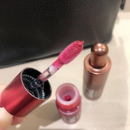 キス クラウド ブロッテッド リップ カラー/REVLON/口紅を使ったクチコミ(3枚目)