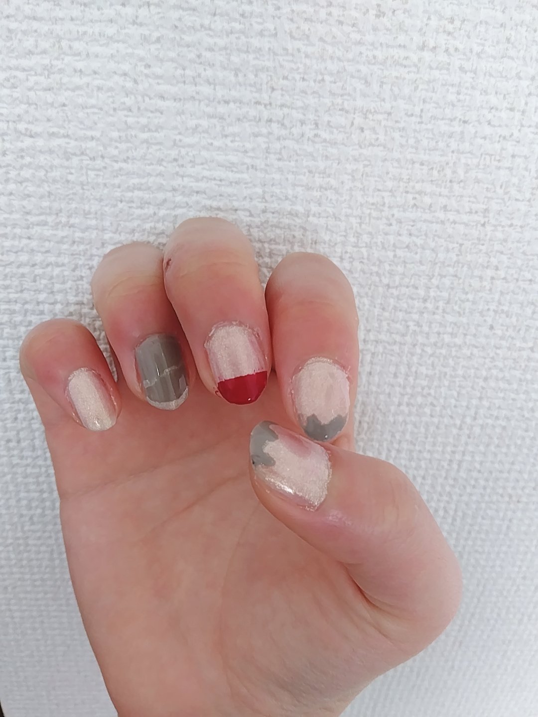 カラフルネイルズ/キャンメイク/マニキュアを使ったクチコミ（2枚目）