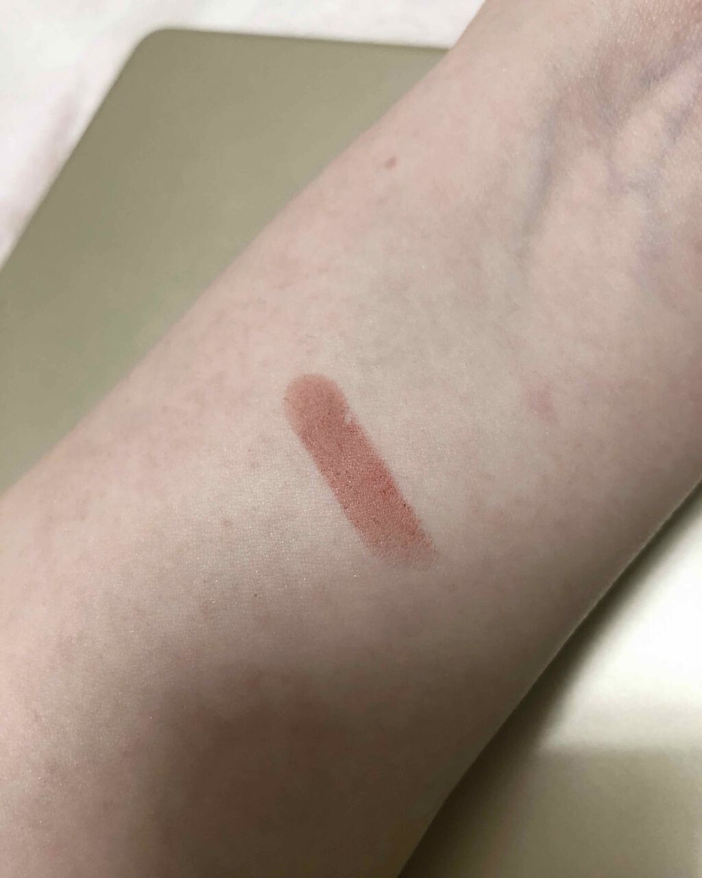 スマッジ ブラー リップスティック Vintage Filter Edition/innisfree/口紅を使ったクチコミ（3枚目）