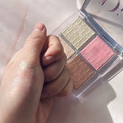 ディオール バックステージ フェイス グロウ パレット/Dior/ハイライトを使ったクチコミ(3枚目)