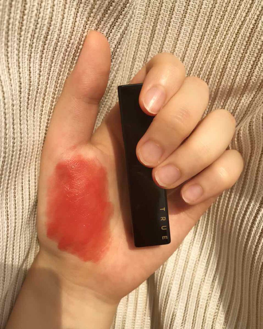 トゥルーメルティングリップスティック BR01 GLAZED COOKIE/A’pieu/口紅を使ったクチコミ（3枚目）