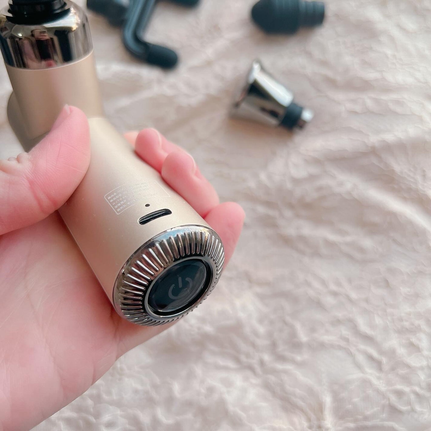 Fascial Release Gun Little|WAVEWAVEの口コミ - 凝ってる人は Fascial Release Gun Little|WAVEWAVEの口コミ - 凝ってる人は