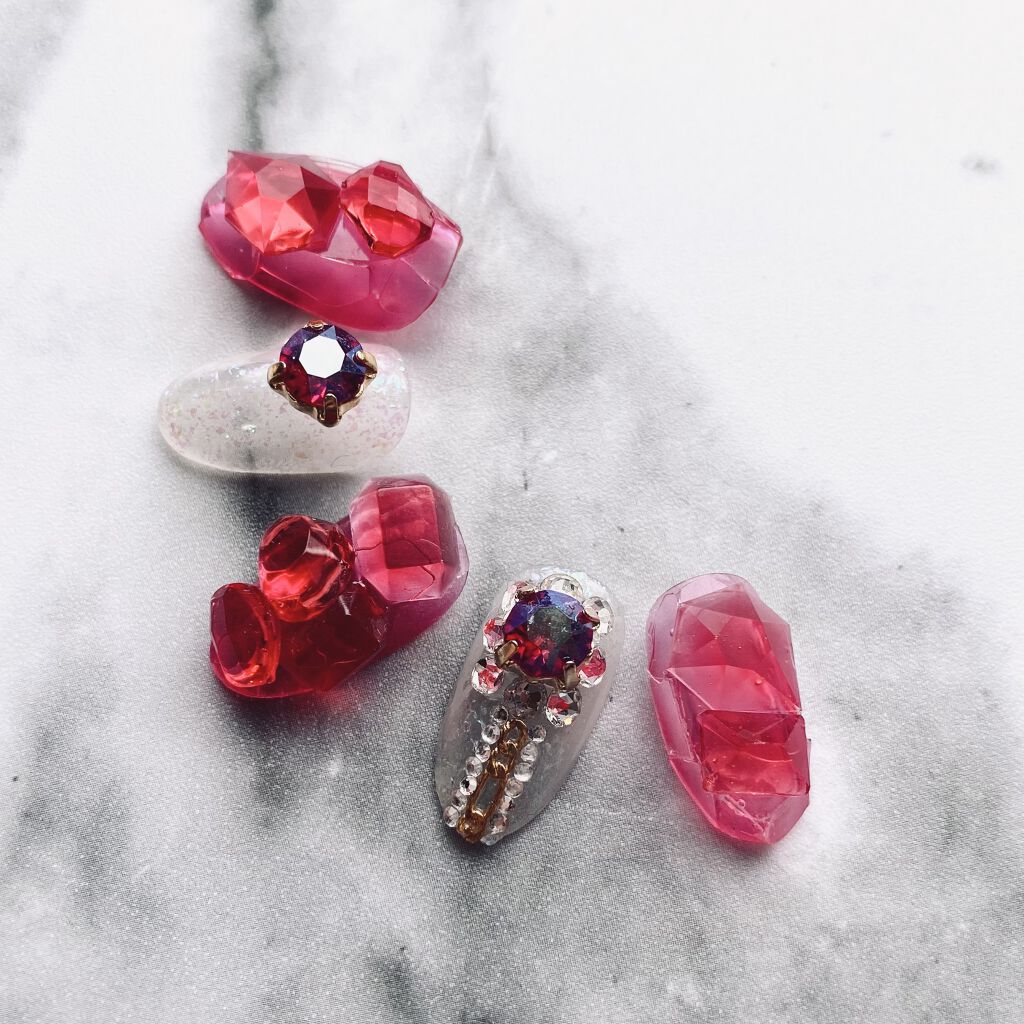 カラフルネイルズ/キャンメイク/マニキュアを使ったクチコミ（2枚目）