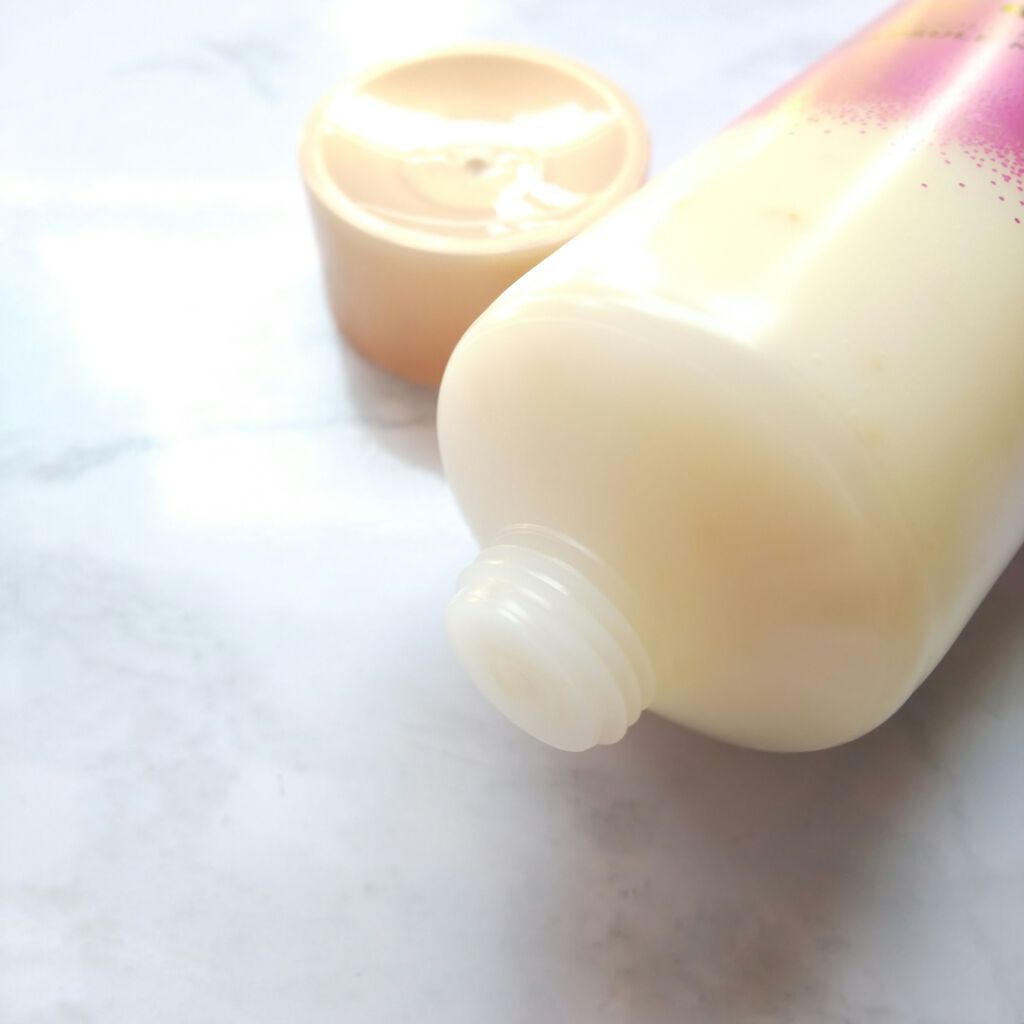 ミラクルズ カラーシャイン カプセルミックスクリーム/パンテーン/洗い流すヘアトリートメントを使ったクチコミ(2枚目)