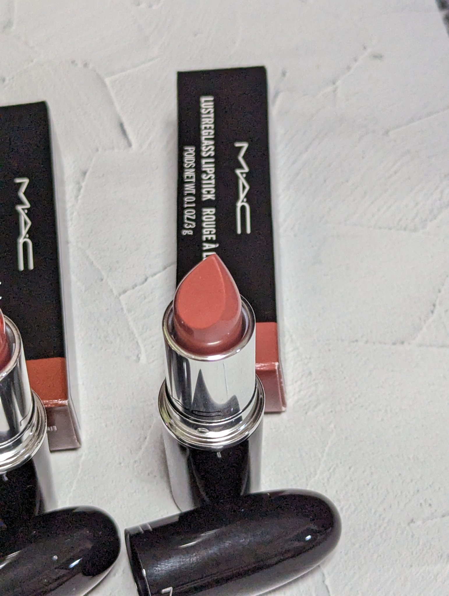 ラスターガラス リップスティック ウェルウェルウェル/M・A・C/口紅を使ったクチコミ（2枚目）