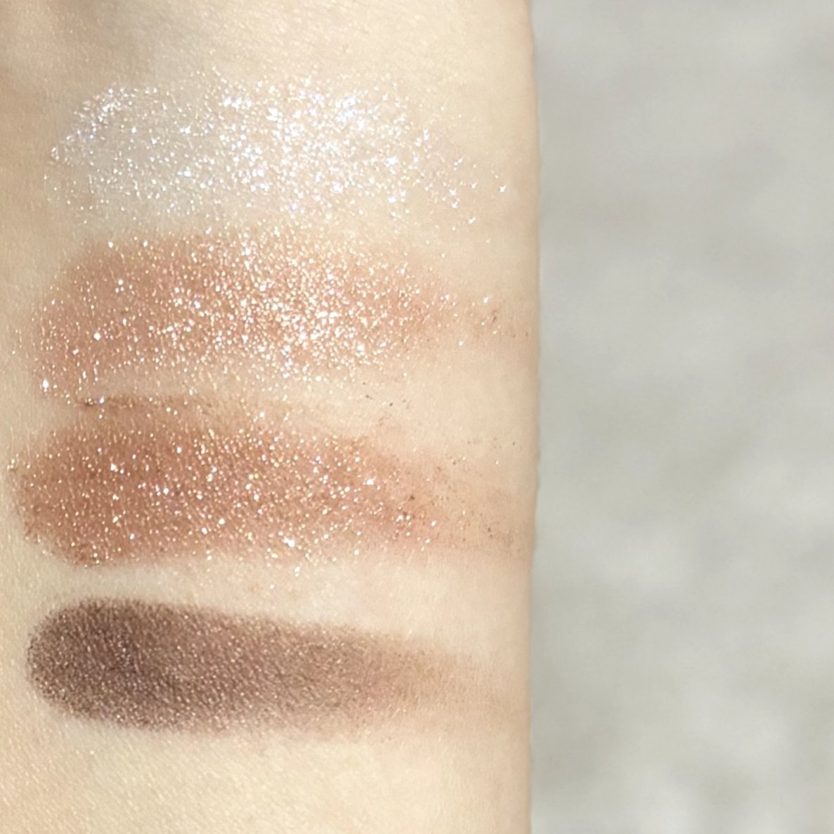 シグニチャー カラー アイズ/SUQQU/アイシャドウパレットを使ったクチコミ（3枚目）