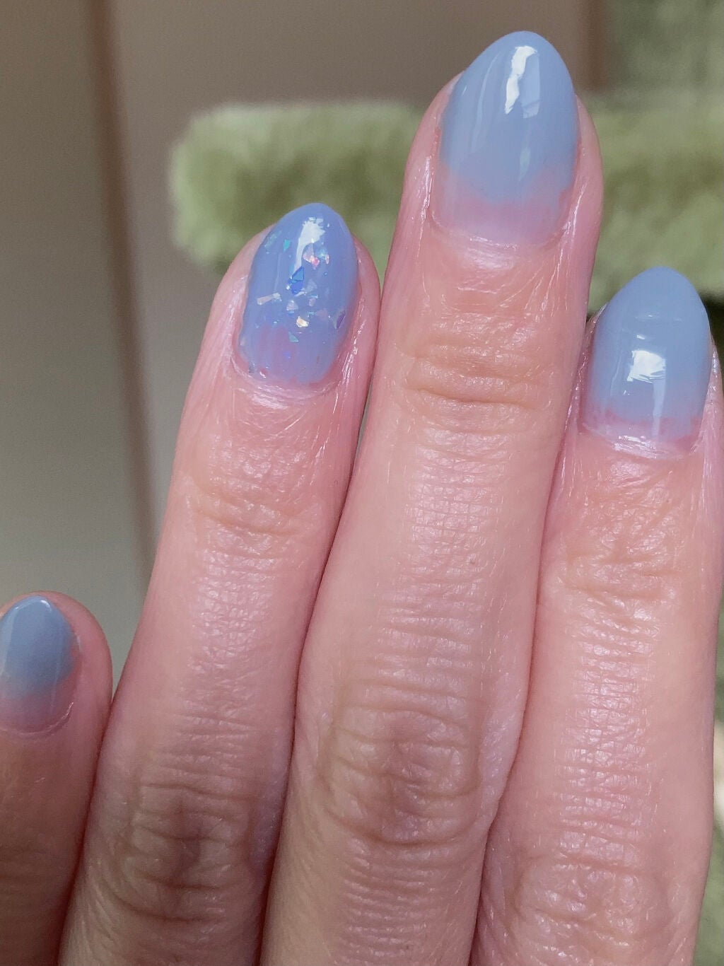 カラフルネイルズ/キャンメイク/マニキュアを使ったクチコミ(3枚目)