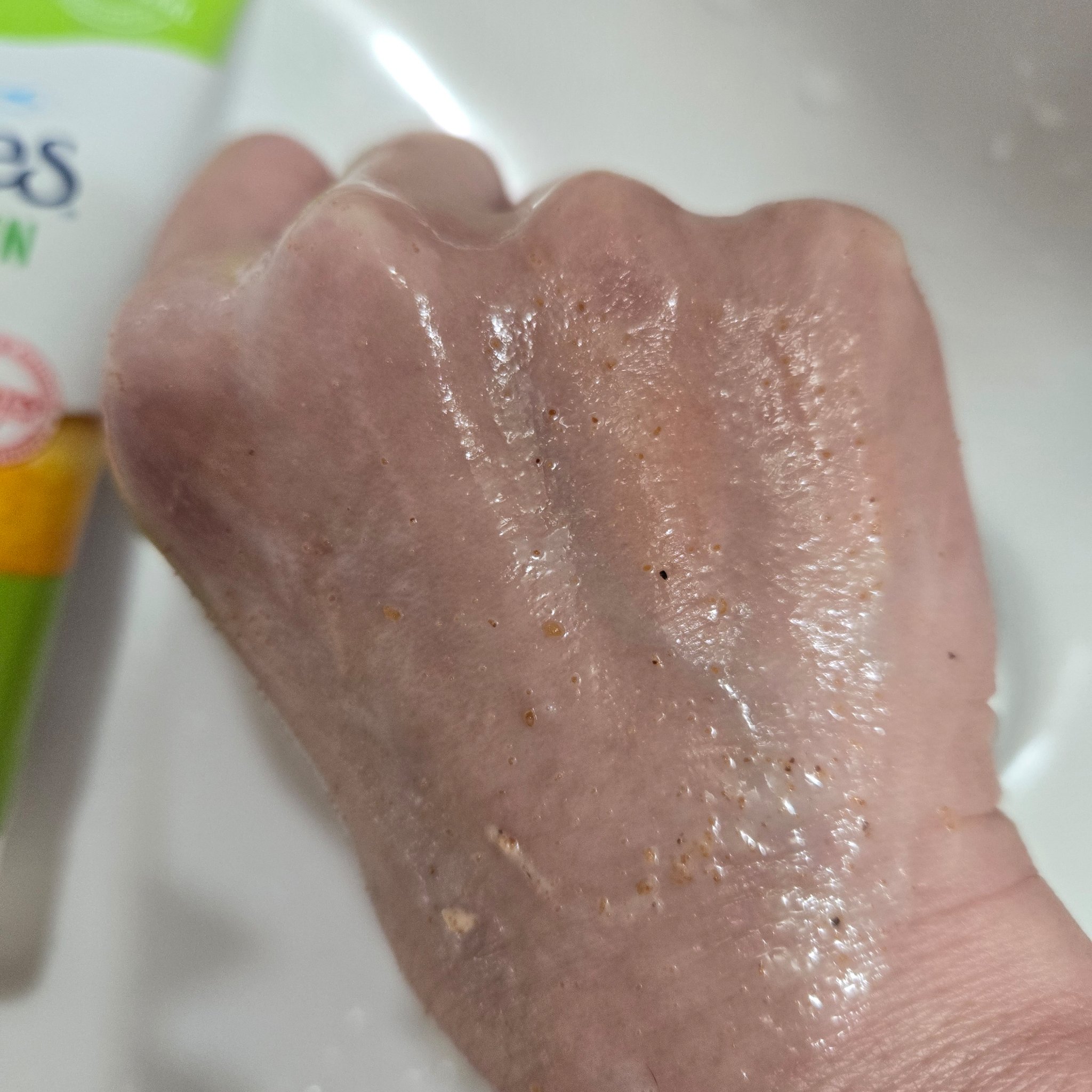 St.lves フレッシュスキン アプリコットスクラブ/ST.Ives (セントアイブス)/スクラブ・ゴマージュを使ったクチコミ（3枚目）