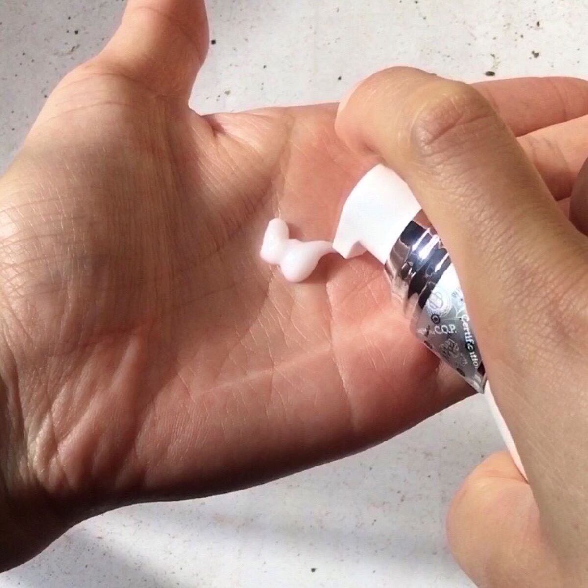 オーガニックフレグランスホワイトクリーム/MAPUTI/デリケートゾーンケアを使ったクチコミ（3枚目）