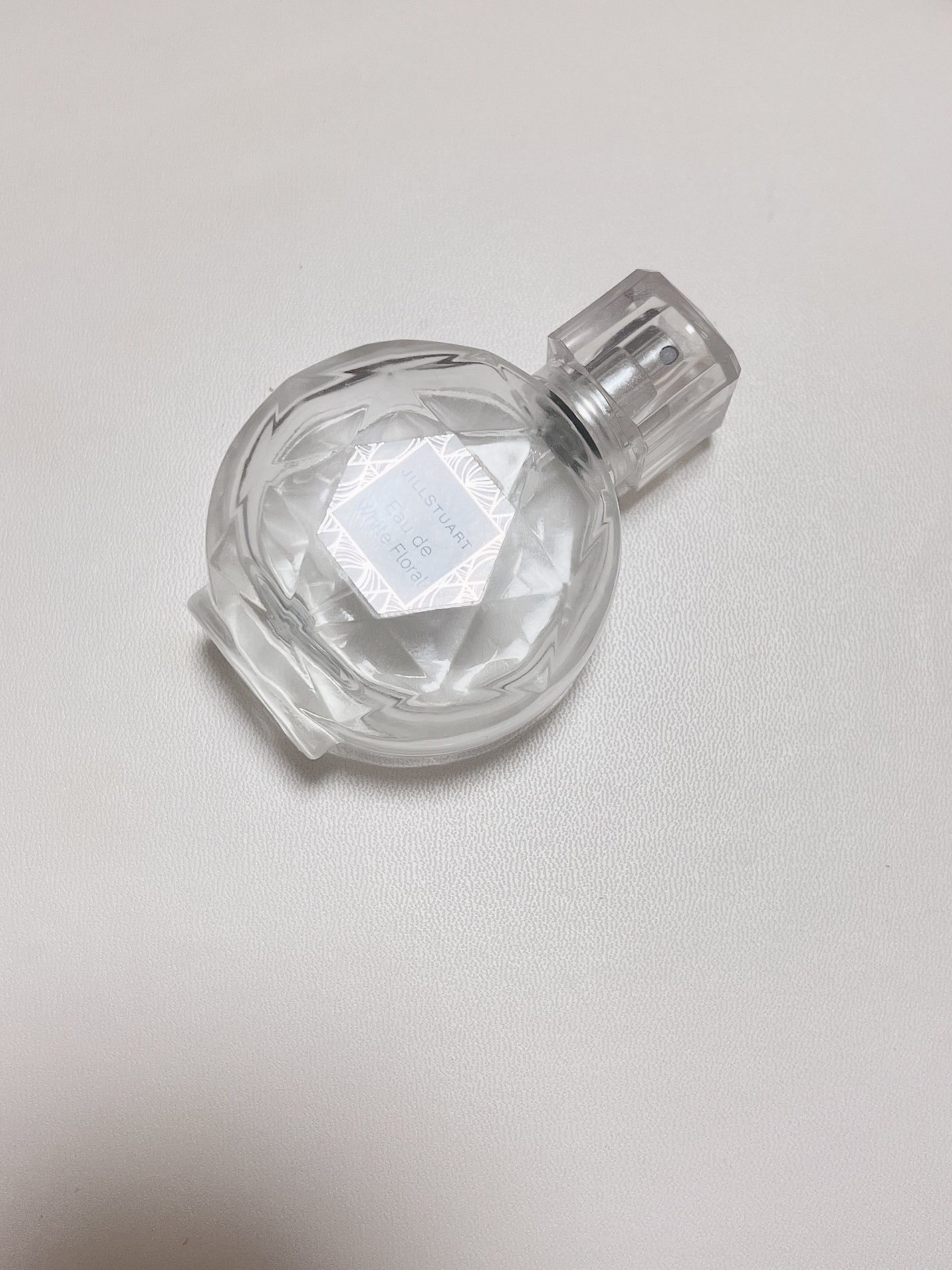 ジルスチュアート オード ホワイトフローラル/JILL STUART/香水(レディース)を使ったクチコミ(1枚目)