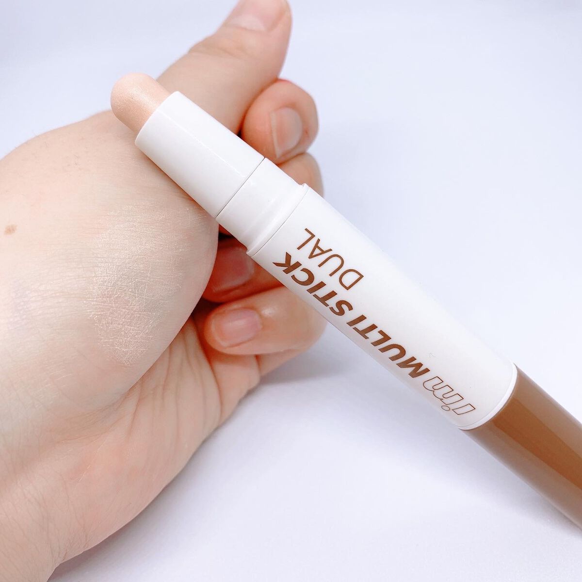 アイムマルチスティック デュアル/i’m meme/シェーディングを使ったクチコミ(3枚目)