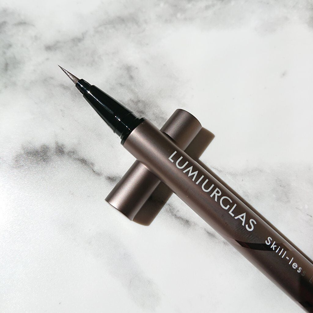 スキルレスライナー/LUMIURGLAS/リキッドアイライナーを使ったクチコミ(3枚目)