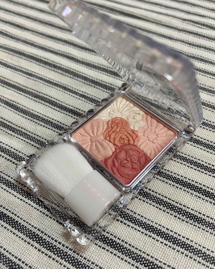 グロウフルールチークス/キャンメイク/パウダーチークを使ったクチコミ(1枚目)