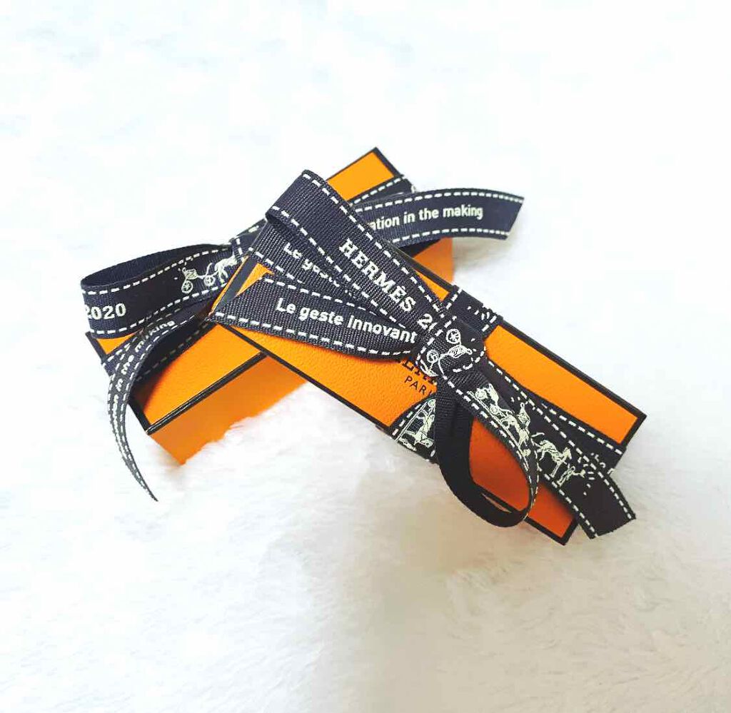 〈ルージュ・エルメス〉 ルージュ ア レーヴル サティネ/エルメス/口紅を使ったクチコミ(4枚目)